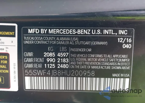 2017 Mercedes-Benz C 300 Luxury/Sport z USA, uszkodzony, nr VIN 55SWF4JB8HU200958